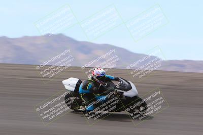 media/Apr-09-2022-SoCal Trackdays (Sat) [[c9e19a26ab]]/Bowl (11am)/